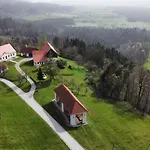 Rezidenca Korman Nastanitev v družini