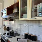 Nastanitev v družini Rezidenca Korman *