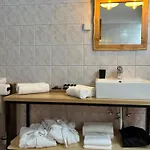 Rezidenca Korman * Fala