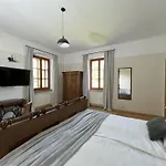 Rezidenca Korman Nastanitev v družini Fala