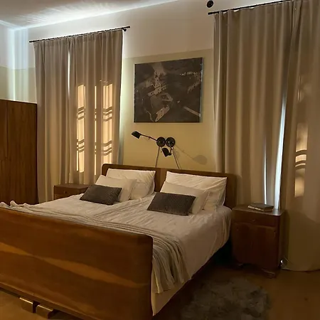 Rezidenca Korman * Fala