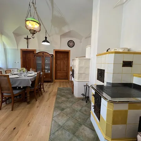 Nastanitev v družini Rezidenca Korman *